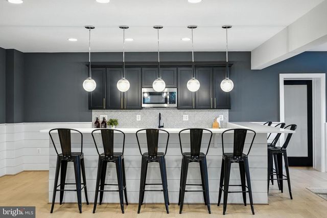 1321 HUNTER MILL RD, Vienna, VA 22182