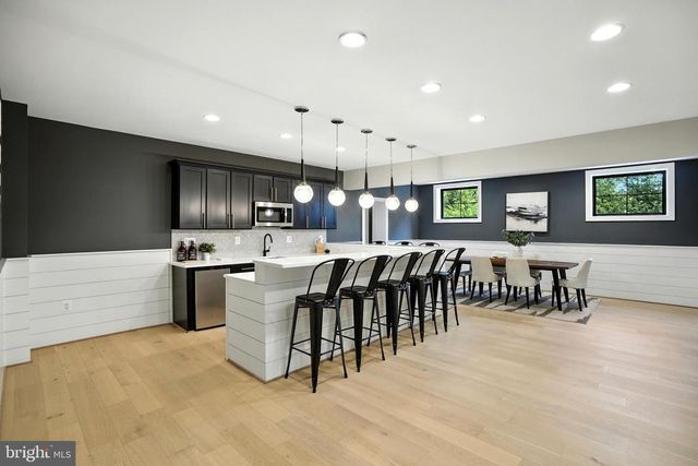 1321 HUNTER MILL RD, Vienna, VA 22182