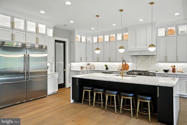 1321 HUNTER MILL RD, Vienna, VA 22182