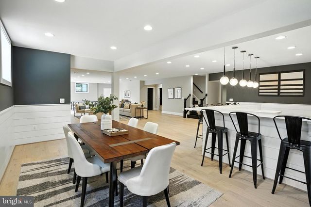 1321 HUNTER MILL RD, Vienna, VA 22182