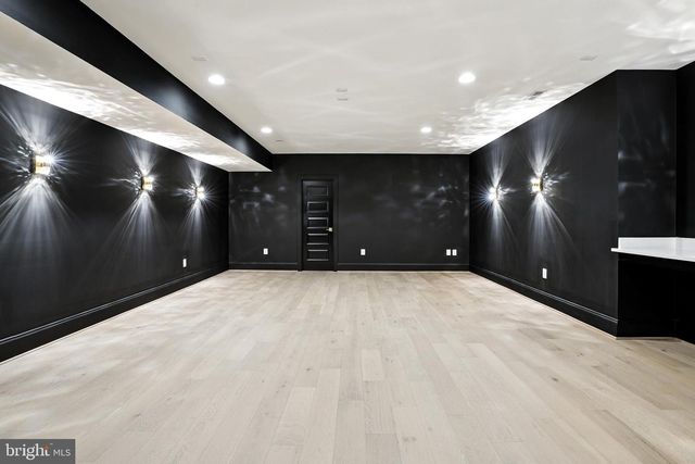 1321 HUNTER MILL RD, Vienna, VA 22182