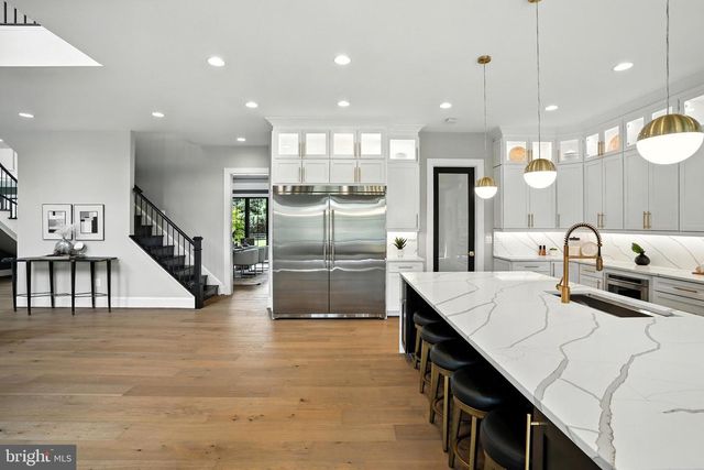 1321 HUNTER MILL RD, Vienna, VA 22182