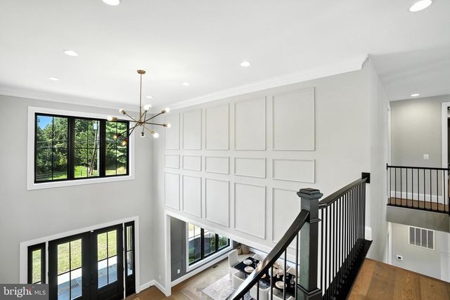 1321 HUNTER MILL RD, Vienna, VA 22182