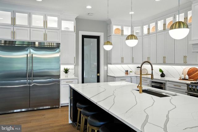 1321 HUNTER MILL RD, Vienna, VA 22182