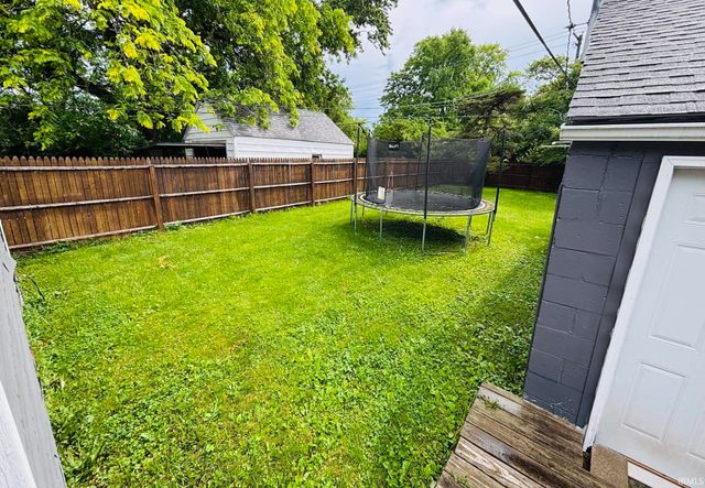 2004 N Milton Street, Muncie, IN 47303