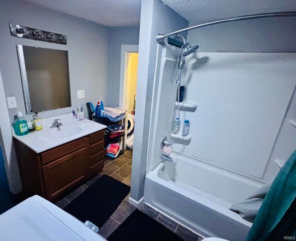 2004 N Milton Street, Muncie, IN 47303