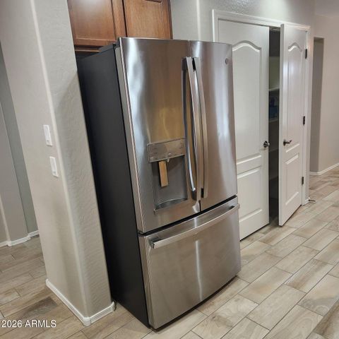18418 W GETTY Drive, Goodyear, AZ 85338