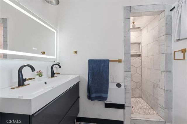 7312 Caldus Avenue, Van Nuys, CA 91406