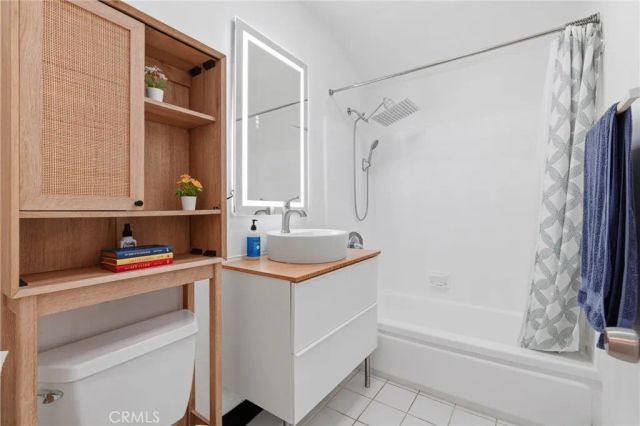 7312 Caldus Avenue, Van Nuys, CA 91406