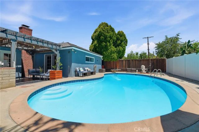 7312 Caldus Avenue, Van Nuys, CA 91406