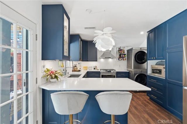7312 Caldus Avenue, Van Nuys, CA 91406