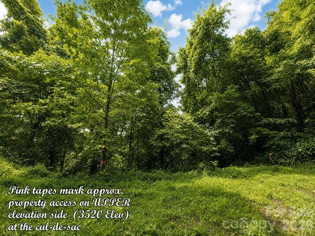 1000 Yonah Trail 7, Waynesville, NC 28785