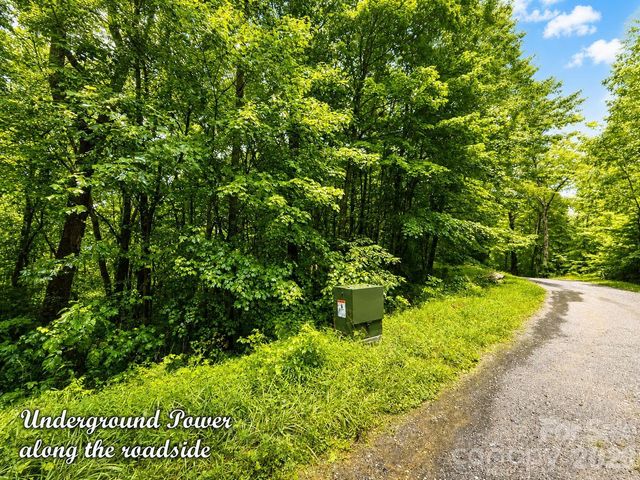 1000 Yonah Trail 7, Waynesville, NC 28785