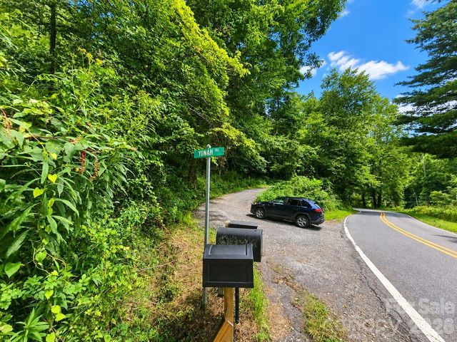 1000 Yonah Trail 7, Waynesville, NC 28785