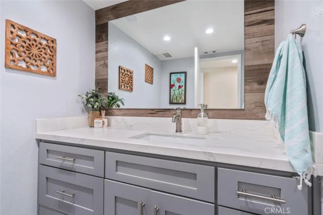6321 Balcom Ave, Encino, CA 91316