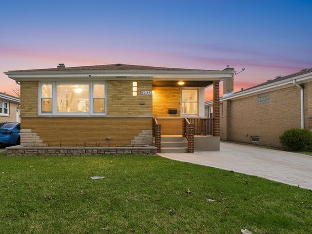 3239 Sarah Street, Franklin Park, IL 60131