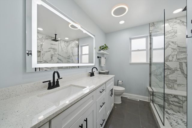 3239 Sarah Street, Franklin Park, IL 60131