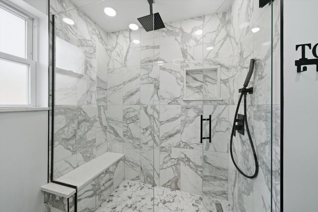 3239 Sarah Street, Franklin Park, IL 60131