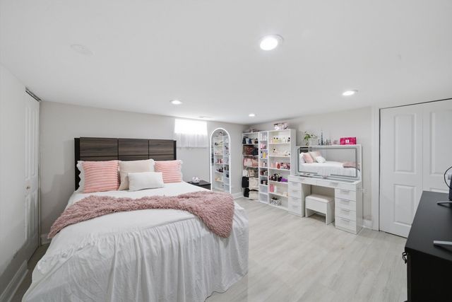 3239 Sarah Street, Franklin Park, IL 60131