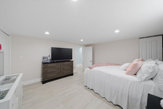 3239 Sarah Street, Franklin Park, IL 60131