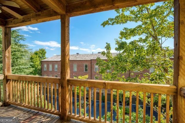 49 Sloan Street, Roswell, GA 30075