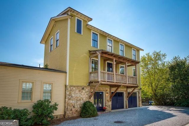 49 Sloan Street, Roswell, GA 30075