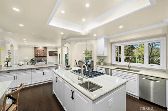 22051 Oak Grove, Mission Viejo, CA 92692