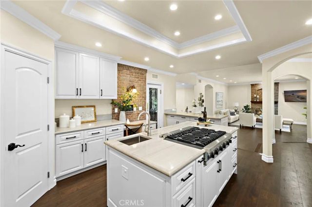 22051 Oak Grove, Mission Viejo, CA 92692