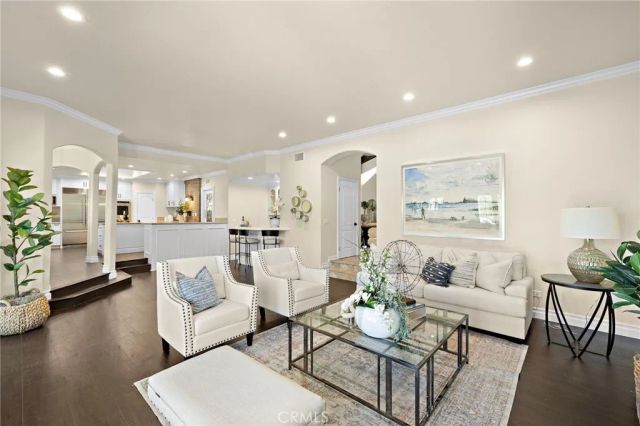 22051 Oak Grove, Mission Viejo, CA 92692