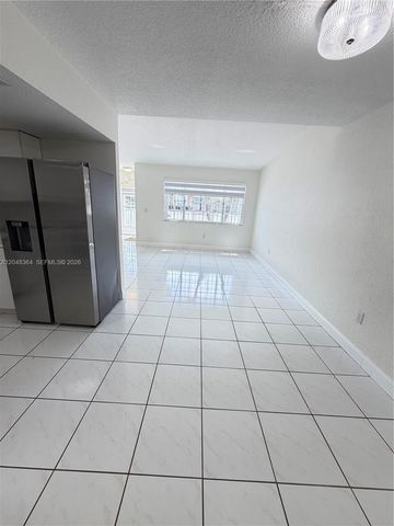 6926 NW 166th Terrace 1302, Miami Lakes, FL 33014