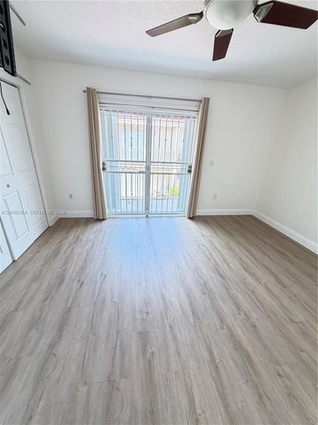 6926 NW 166th Terrace 1302, Miami Lakes, FL 33014
