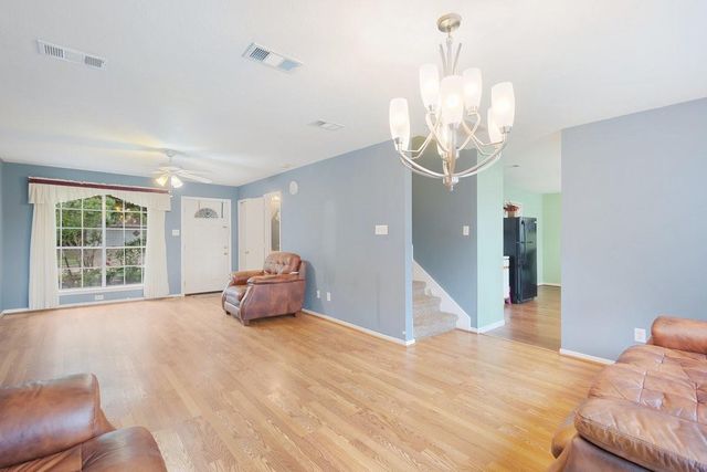 6223 Star Lake Drive, Houston, TX 77396
