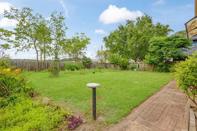 6223 Star Lake Drive, Houston, TX 77396