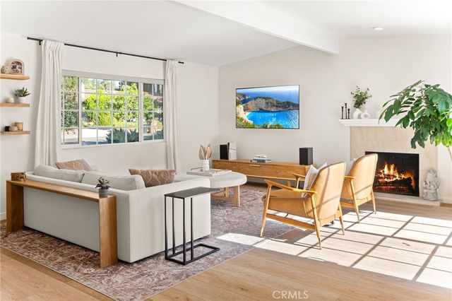 1686 Longwood Avenue, Claremont, CA 91711