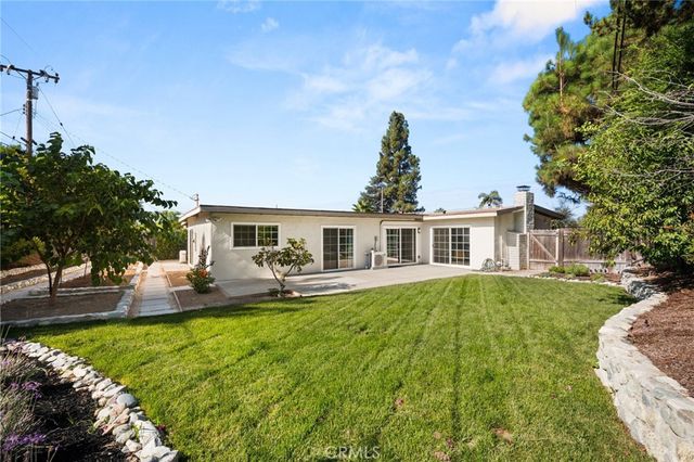 1686 Longwood Avenue, Claremont, CA 91711