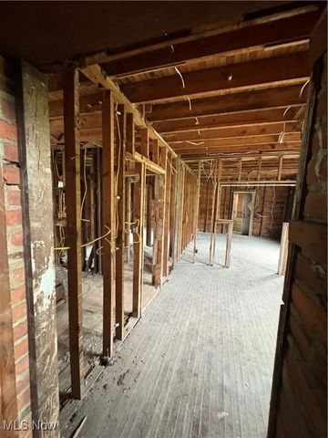 3291 E 145th Street, Cleveland, OH 44120