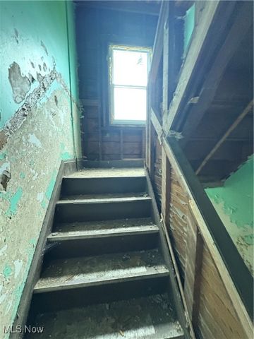 3291 E 145th Street, Cleveland, OH 44120