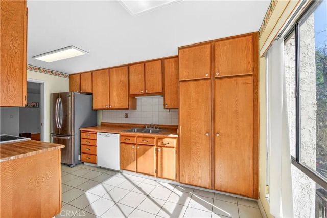 4210 Via Arbolada 220, Los Angeles, CA 90042