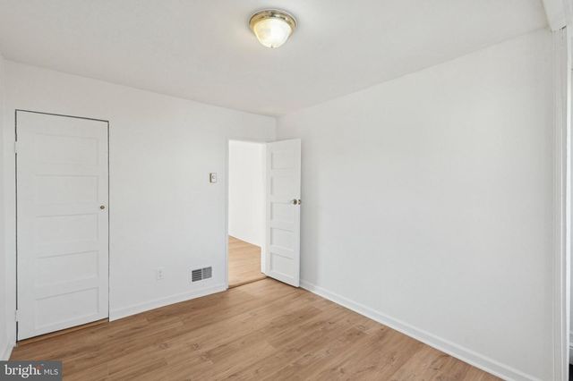 704 LATONA ST, Philadelphia, PA 19147