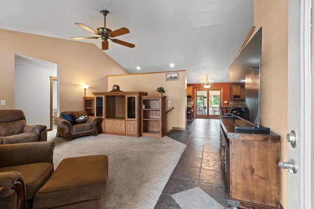 1901 SHERRY LANE, Kaukauna, WI 54130