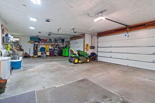 1901 SHERRY LANE, Kaukauna, WI 54130