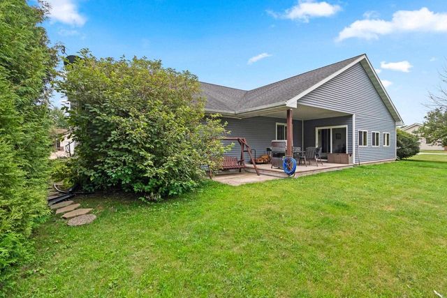 1901 SHERRY LANE, Kaukauna, WI 54130