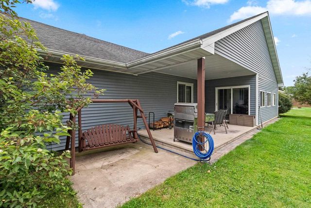 1901 SHERRY LANE, Kaukauna, WI 54130
