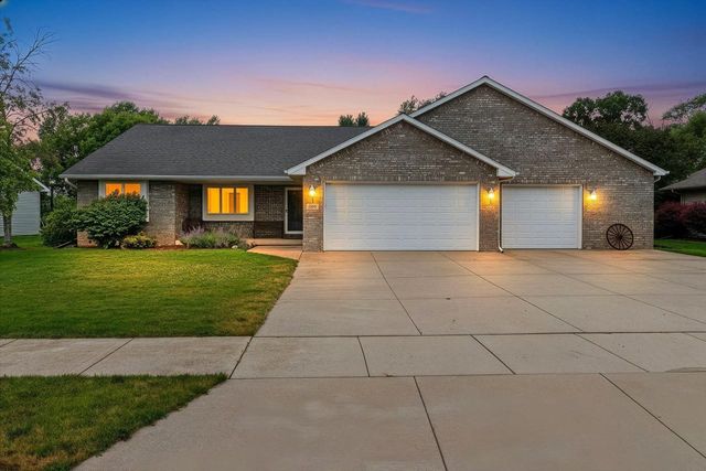 1901 SHERRY LANE, Kaukauna, WI 54130