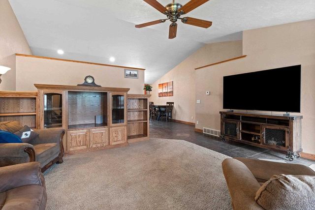 1901 SHERRY LANE, Kaukauna, WI 54130