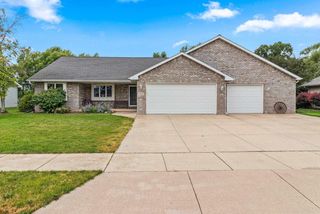1901 SHERRY LANE, Kaukauna, WI 54130