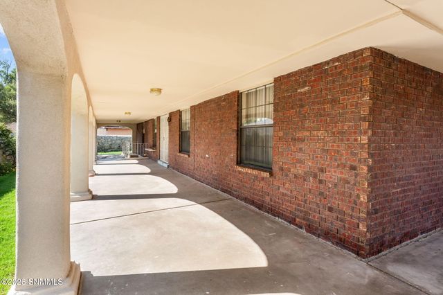 1950 Rosedale Drive, Las Cruces, NM 88005