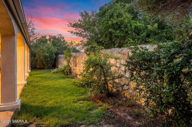 1950 Rosedale Drive, Las Cruces, NM 88005
