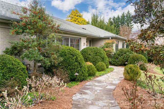 21 Pine Tree Circle, Asheville, NC 28804