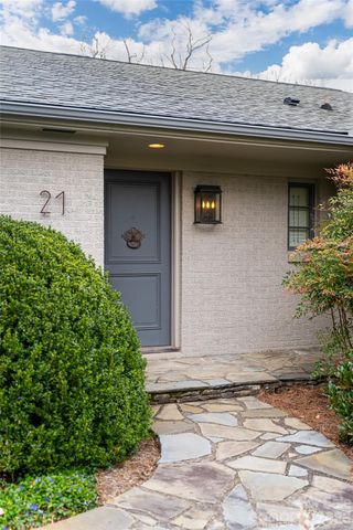 21 Pine Tree Circle, Asheville, NC 28804